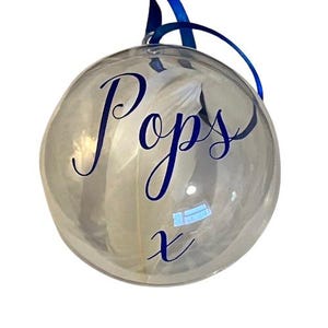 Christmas Memory Bauble, personalised with name. Feather placed inside, choice of colours. Celebrate a loved one this Christmas.