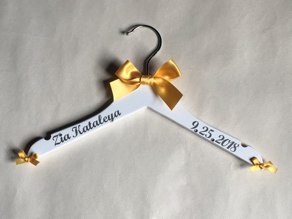 personalised baby hanger