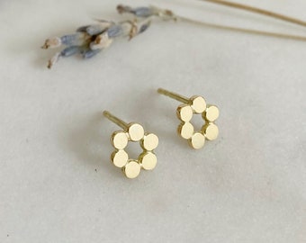 Flower stud earrings made of 750 gold