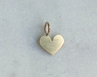 Heart Pendant in 333 Gold – Small Gold Pendant – Symbol of Love – Handmade