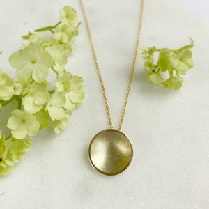 585 1.0 cm circle gold pendant