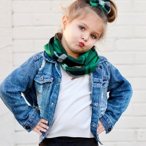 Green Plaid Infinity Scarf, Baby Scarf, Scarves, Baby Bow, Clips, Girl Bow, Mommy and Me, Petite Bow, Piggies image 5