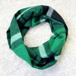 Green Plaid Infinity Scarf, Baby Scarf, Scarves, Baby Bow, Clips, Girl Bow, Mommy and Me, Petite Bow, Piggies image 6