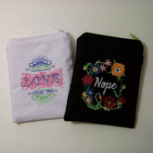 MUCHOS TAMAÑOS DISPONIBLES - Nope // Love What You Do // Monedero bordado // Pulsera // Pouch Dice Bag