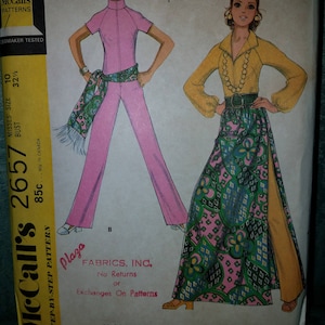 Vintage sewing pattern McCall&#39;s 2657 jumpsuit and skirt from 1970 size 10 UNCUT