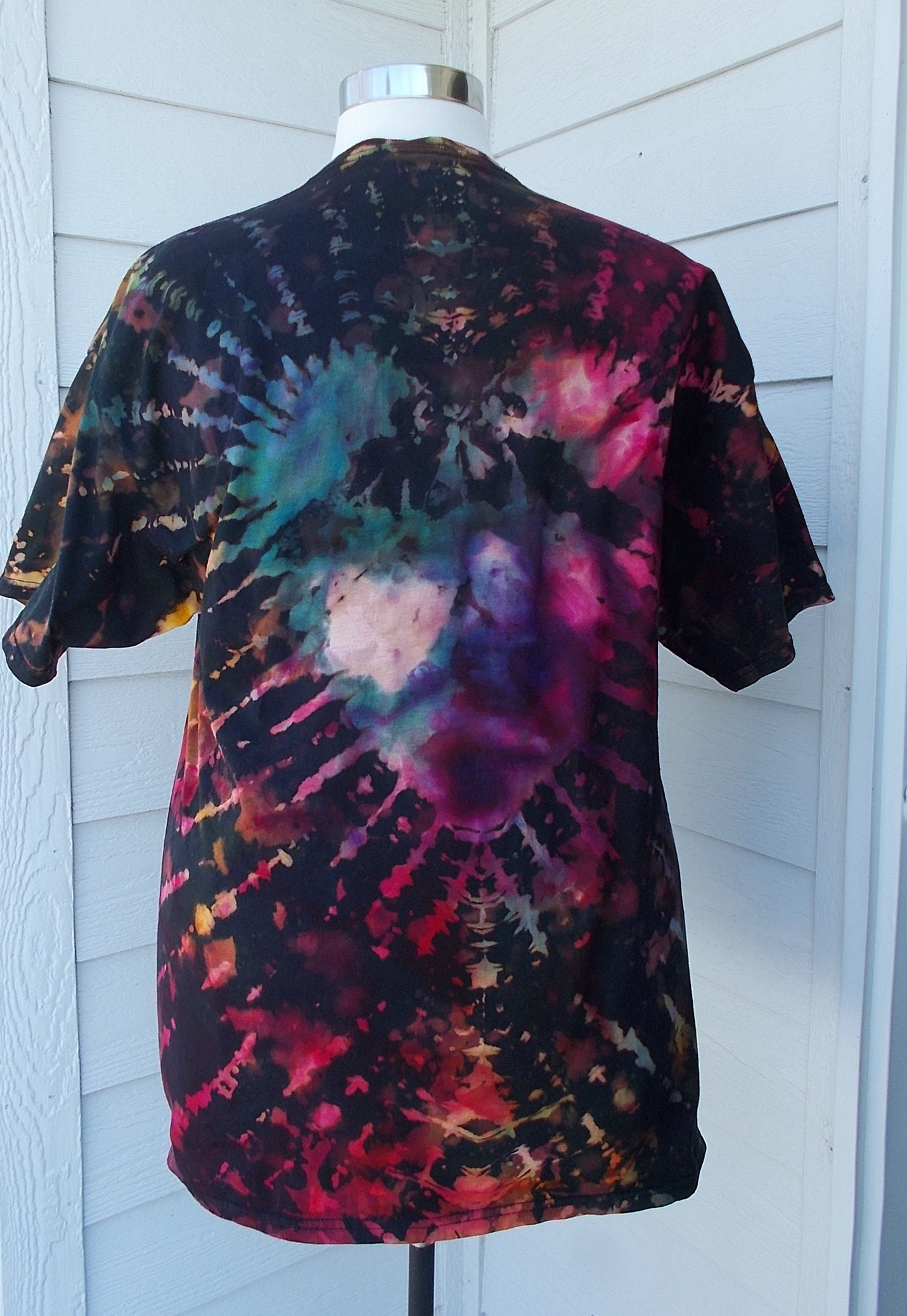 bleach reverse tie dye patterns
