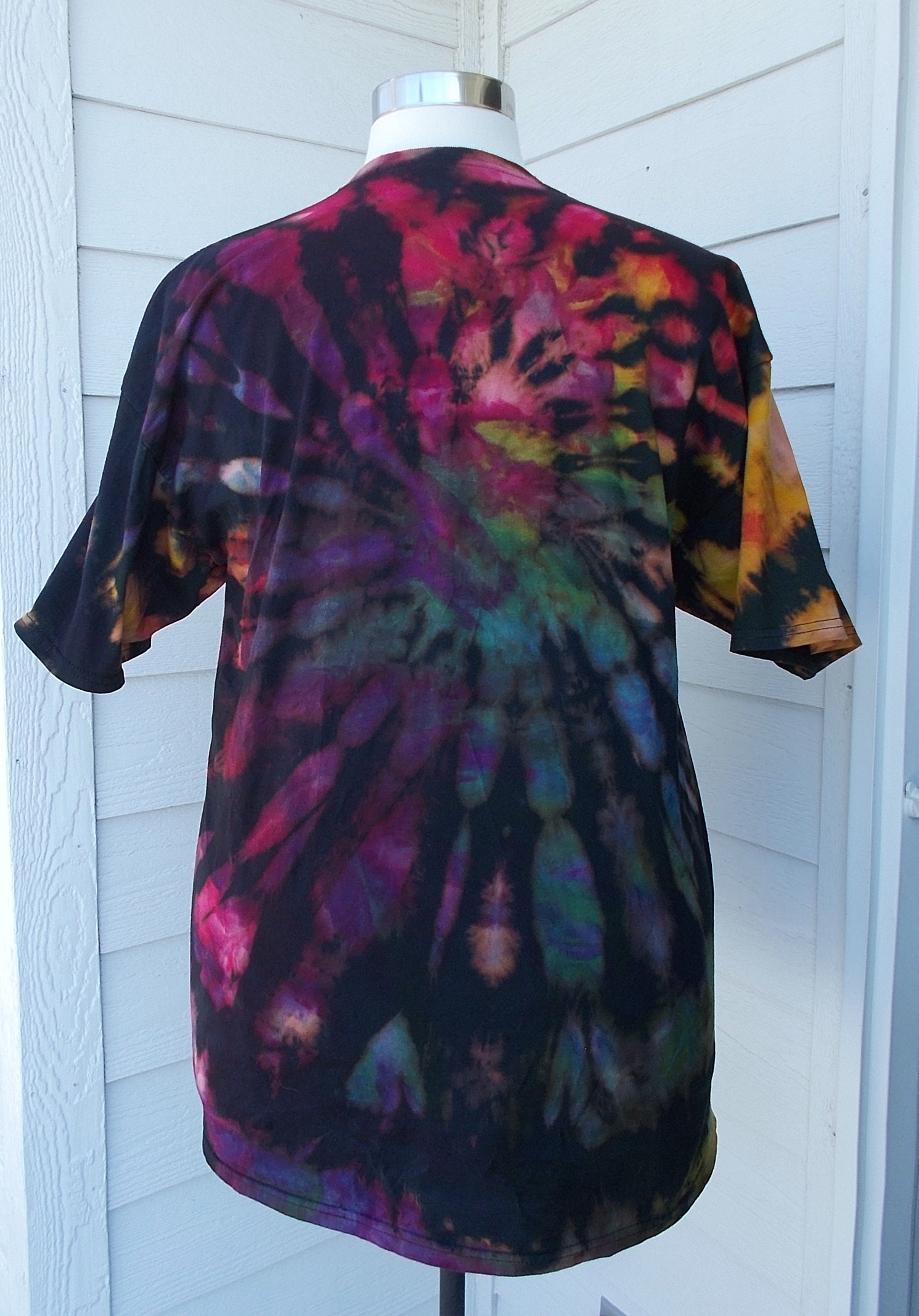 2XL Reverse dyed, Bleach Dyed, Ice-Dyed, Tie Dyed Tshirt