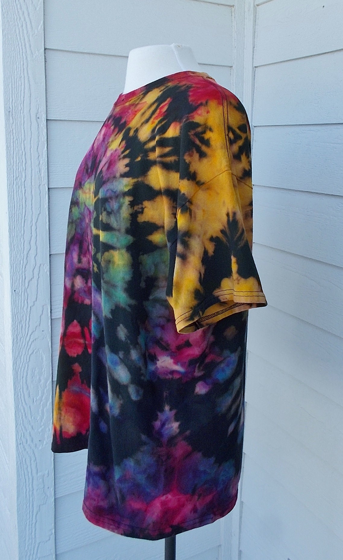 Rockin' Cactus Men's V-Neck Tie Dye T-Shirt - Lightweight, Hand-Dyed 100% Cotton (Unique Design)
