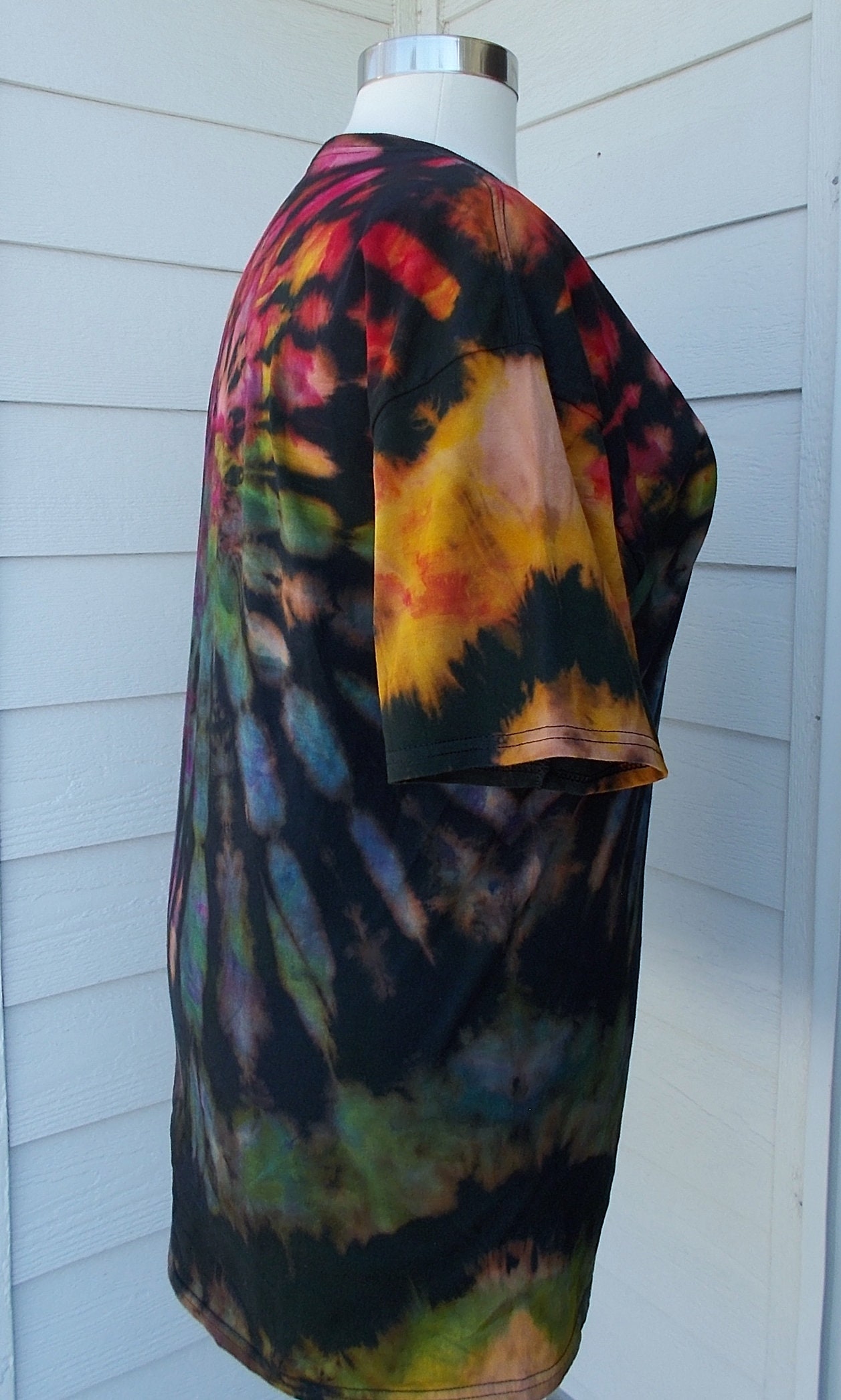 2XL Reverse dyed, Bleach Dyed, IceDyed, Tie Dyed Tshirt