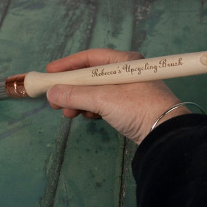 Engraved message Paintbrush personalised, ideal upcycling tool. A special custom gift for a new home or a birthday. image 7