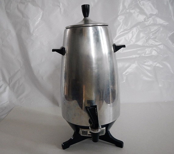 Vintage Mirro-matic Coffee Pot Aluminum, Large, 22 Cup 1960s M