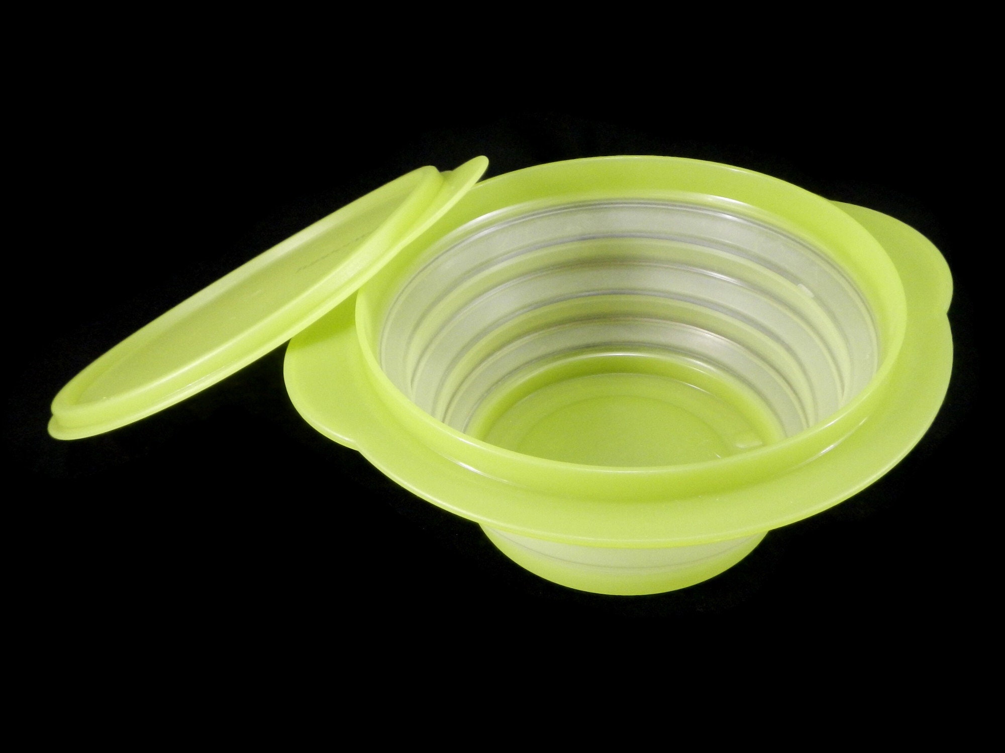 Vintage Tupperware Flat Out Collapsible Bowl, Lid - #5452A, Lime Green ...