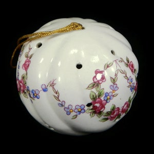 Vintage Ceramic Pomander - floral pattern, potpourri, fragrance, 3" ball, sphere, hanging - add your own scent, shabby chic, reusable, eco