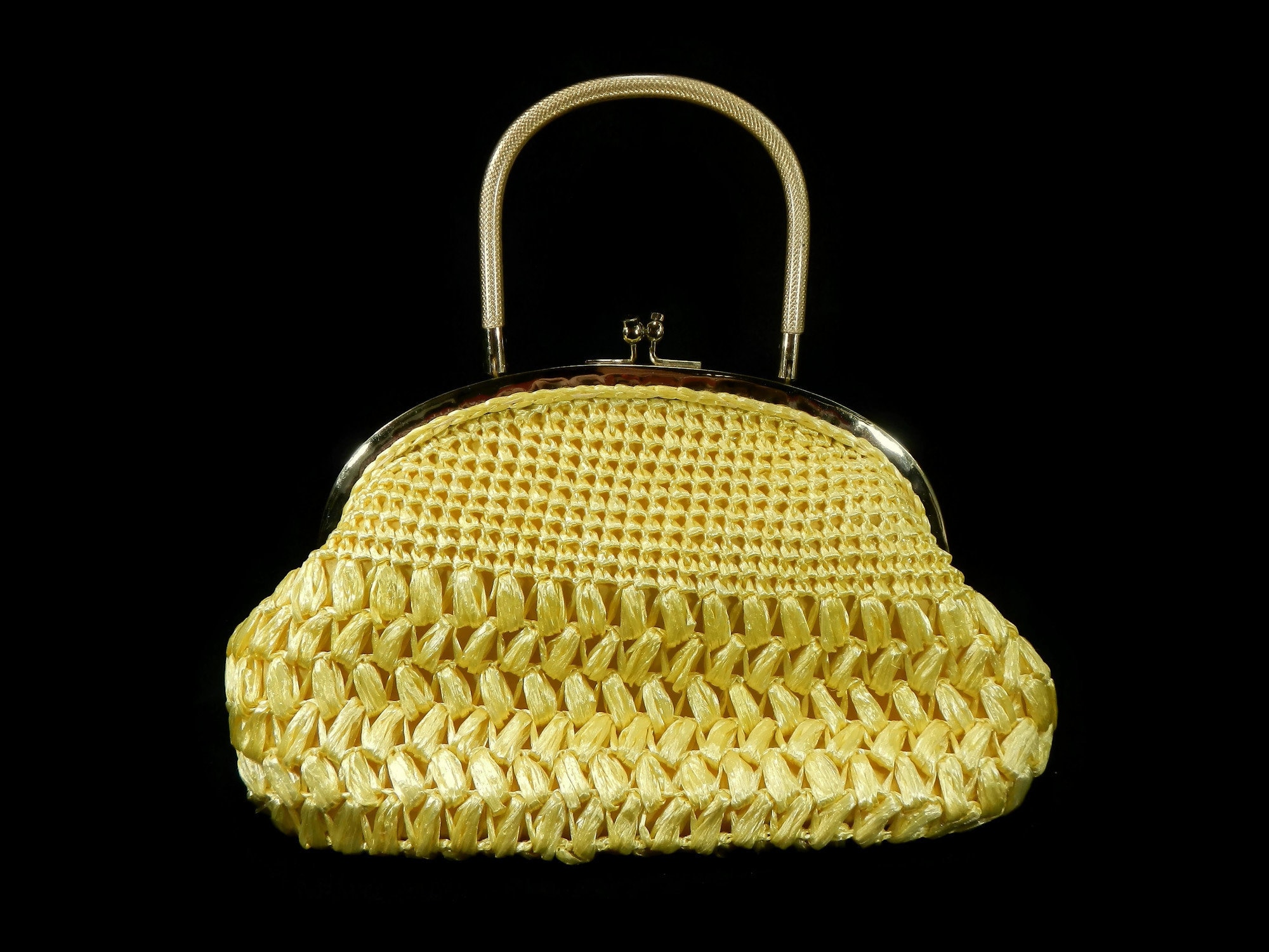 Sold at Auction: 2 Vintage La Regale Made in Japan Clutch Evening Beaded  Ladies Purse Hand Bags