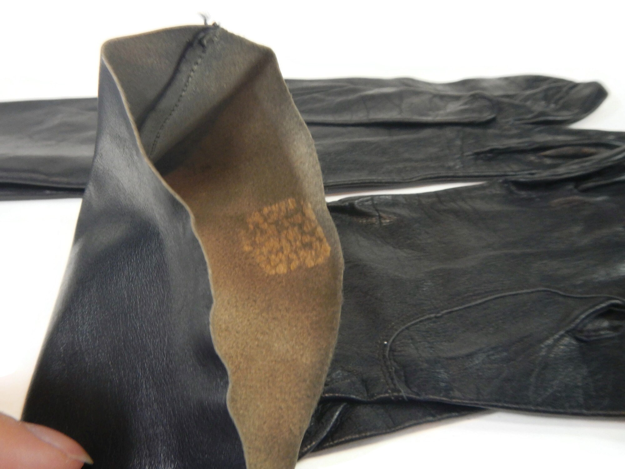 Gants Vintage Caresskin By Superb – Cuir Noir Taille 6 Femme