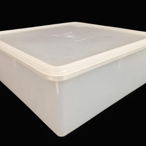 Vintage Tupperware Square Keeper Container & Lid - #166, sheer, TupperSeal lid, large 13&quot; - kitchen, bulk food storage, crafts, baked goods