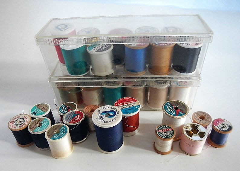 Vintage Thread Spool Storage Bo Plastic With Home Decor Sewing Room Decoration Notions Supply Collectible