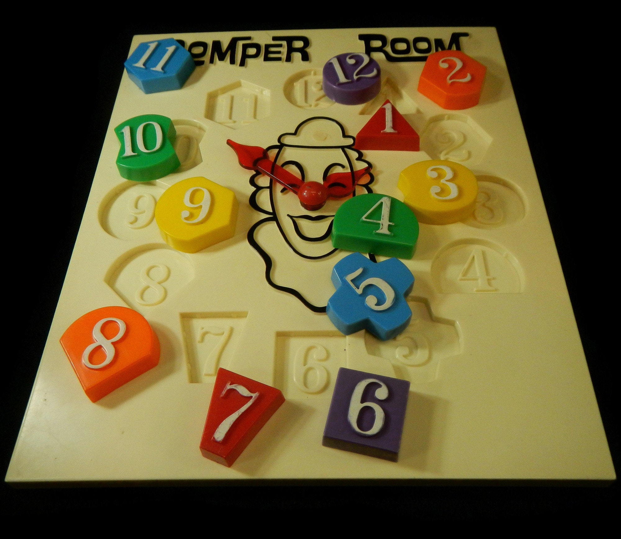 * vintage educational toy ❀ お洒落な トイクロック Vintage Romper Room Fun Time Puzzle Clock - Hasbro, 1970