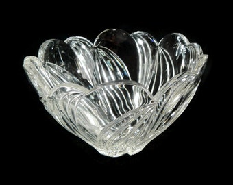 Vintage Lenox 10" Crystal Bowl - tulip flower motif, scalloped rim, clear glass, 1995 - entertaining, serving, serveware, centerpiece, decor