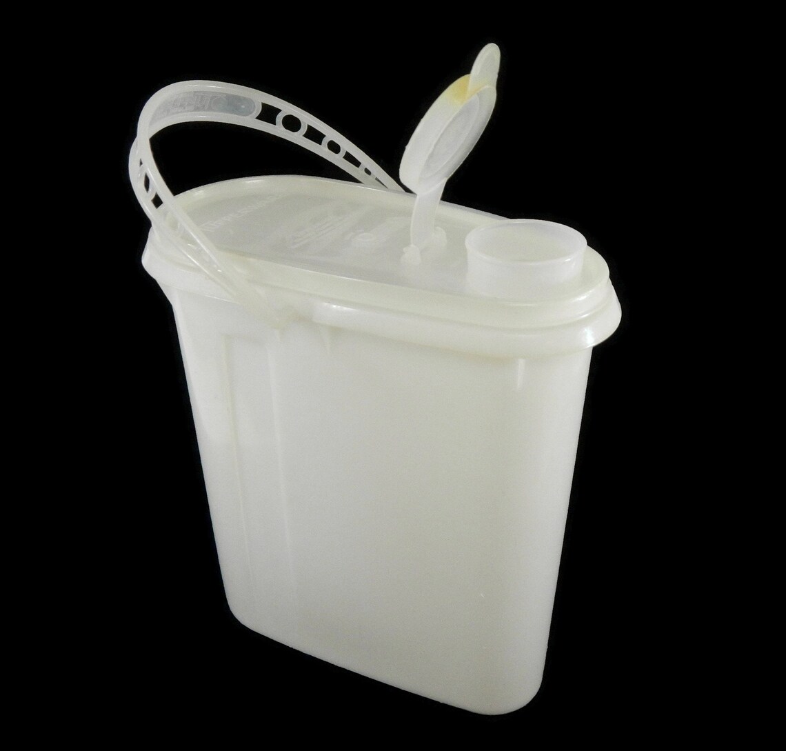 Vintage Tupperware 2 Qt Beverage Container or Pitcher Handle Etsy