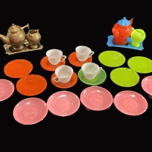 Vintage Dollhouse Miniature Dishes -plastic, blue, green, red, pink, gold- plates, tray, teapots, creamers, cups, saucers, made in Hong Kong