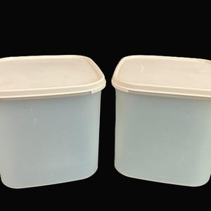 Vintage Tupperware Modular Mates Square 3 Canister, Lid - sheer, pale pink lid, #1621, 17-cup - kitchen pantry, bulk food storage, container