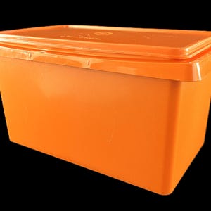 Vintage Tupperware Carry All Container with Lid - NO handle, orange, plastic picnic basket, #1431 - kitchen, crafts, small toy storage