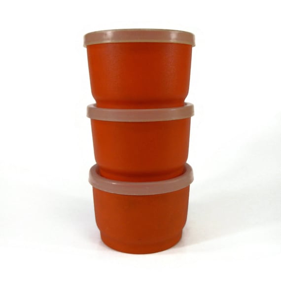 Set of 3 Light Orange w/White Seals #1229 New Tupperware Snack Cups 4 oz Set of 3 Light Orange w/White Seals #1229 New Tupperware Snack Cups 4 oz