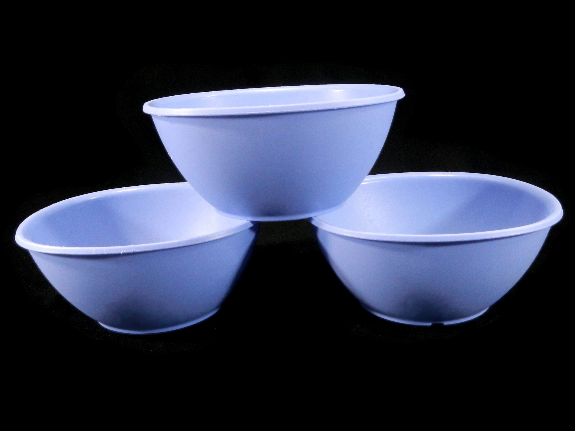 Set of 2 ~ Tupperware Bowls with lids ~ Little Wonders 6 oz Snack ~ Berry  Purple