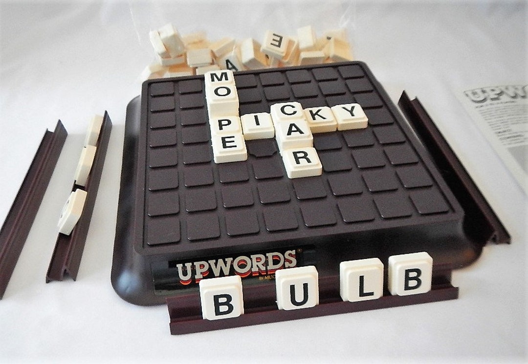 Vintage Upwords Game COMPLETE, 1983, 4312 3D, Plastic Letter Tiles