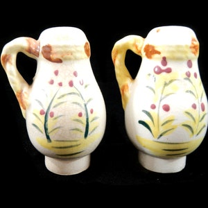 Vintage Salt & Pepper Shakers - wine jug, wine pitcher, no stopper, made in Japan - wine, Italian decor, cottage chic, kitchen, collectible