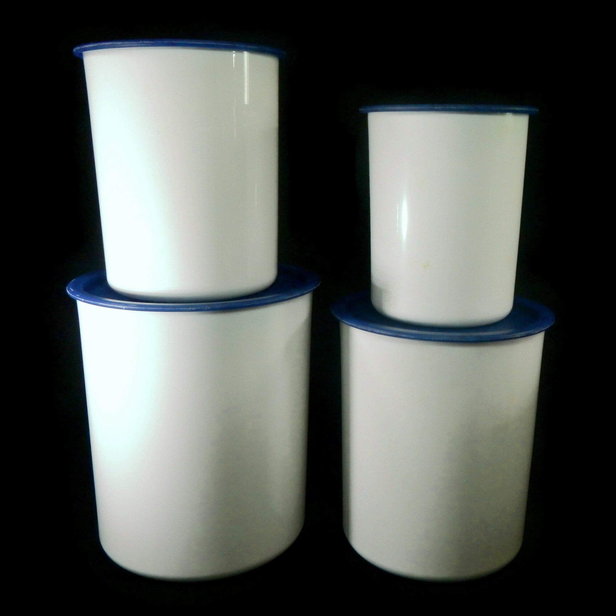 Vintage Tupperware – Own Two Hands