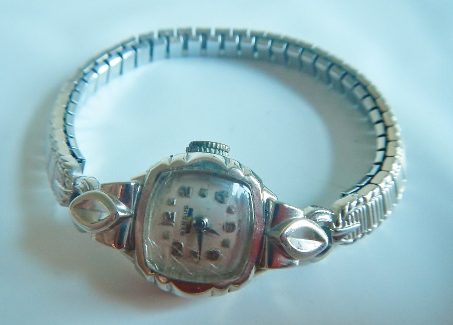 Pâques régime Simuler bague triple anneaux homme Un évènement capitaine mastic