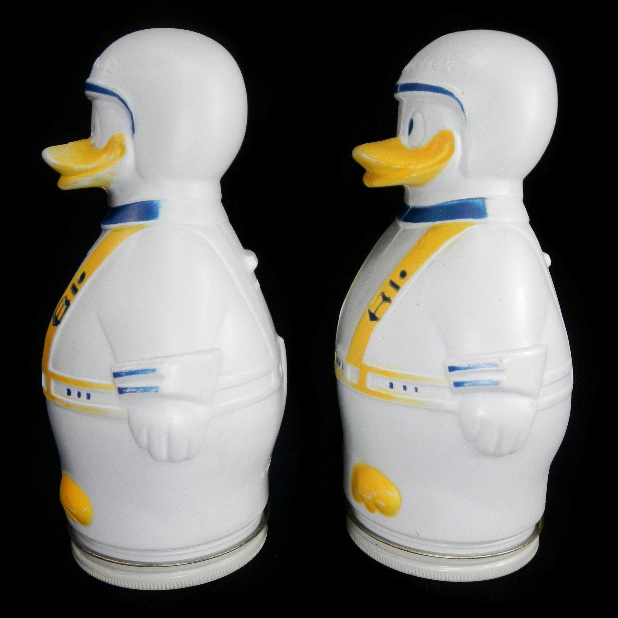 Vintage Nabisco Puppet's Cereal Astronaut Donald Duck Bank, 1966