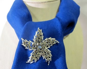 Vintage Rhinestone Starfish Brooch Pin - clear, blue, silver-tone - 1960s - nautical, whimsical, retro, star, costume jewelry