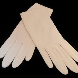 Vintage Ladies Gloves - women&#39;s wrist gloves, nylon, almond/cream color, about size 6-1/2, elastic at wrist, short, 1960s - mid century
