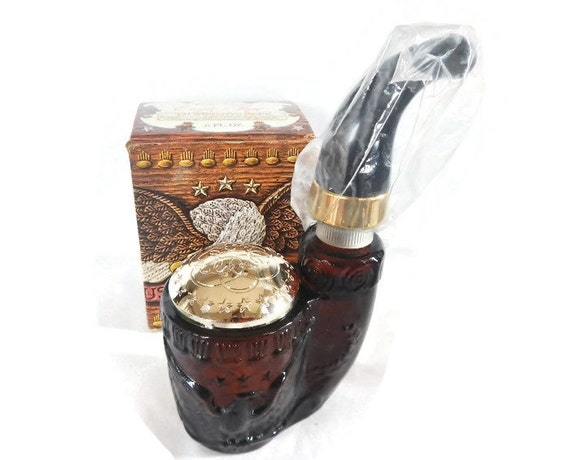 Vintage Avon American Eagle Pipe Tai Winds Cologne amber brown glass, plastic mouthpiece decanter, man, men,Americana,patriotic,in box Vintage Avon American Eagle Pipe Tai Winds Cologne amber brown glass, plastic mouthpiece decanter, man, men,Americana,patriotic,in box