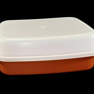 Vintage Tupperware Large Season Serve Marinade Container 1294-6 Paprika  with Lid