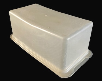 Vintage Tupperware Bread Saver with Lid - sheer, #171, #172 - 1970s - loaf, cottage decor, retro kitchen, storage, keeper, pantry