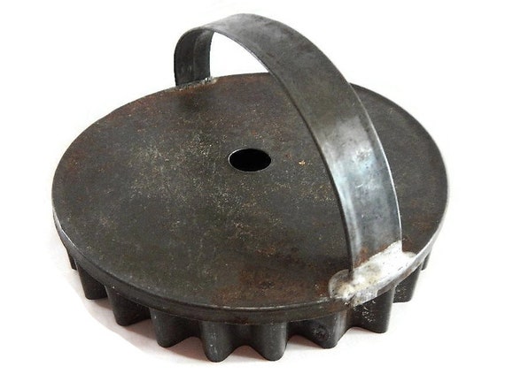 Antique Pastry Cutter or Tart Press Metal, Possibly 1940s farmhouse  Kitchen, Rustic Kitchen, Kitchen Tool, Cookie Cutter, Primitive Decor 