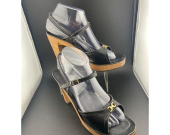 Vintage 90s Y2K Black Leather Platform Sandals Wood Heel Ankle Strap Size 9 gold