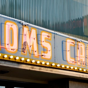 Moms Cafe | Retro Roadside, Cafe Restaurant | Vintage Neon Sign | Restaurant Décor | Hotel Décor, Vintage Retro Neon Sign