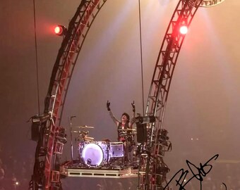 Tommy Lee Motley Crue Autographed 8x10 Reprint (copy) Heavy Metal, Rock and Roll