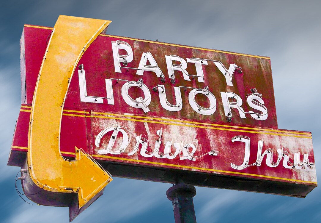 Party Liquors Drive Thru Retro Roadside Liquor Store Vintage Neon Sign Restaurant Décor Hotel