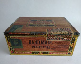 Vintage 1940's Bayuk Philadelphia Hand Made Perfecto Cigars Tin Box With Hinged Lid & Support