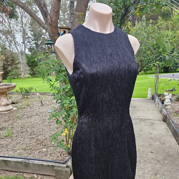 Vintage ** 90s ** Trent Nathan ** Black ** Ribbed ** Peek-A-Boo Back ** Evening ** Party ** Cocktail ** Dress