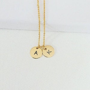Doble collar inicial, collar de oro de oro de plata, regalo personalizado, regalos para ella, regalos para mamá, regalo para la hermana, collar de monograma