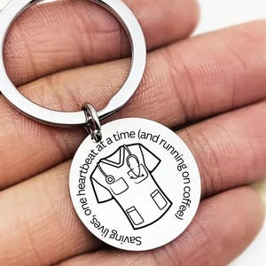 Personalised Doctor Keyring, Nurse Christmas gift, Medical keychain, Graduation gift for medical students, Healthcare appreciation gift
