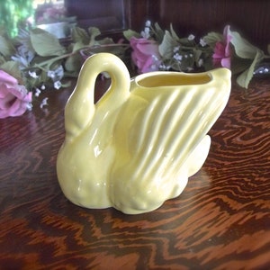 Mid Century Planter, Bird Vase, Mid Century Vase, Mid Century Bird Decor, Succulent Planter, Swan Planter, Vintage Swan Planter, Swan Vase