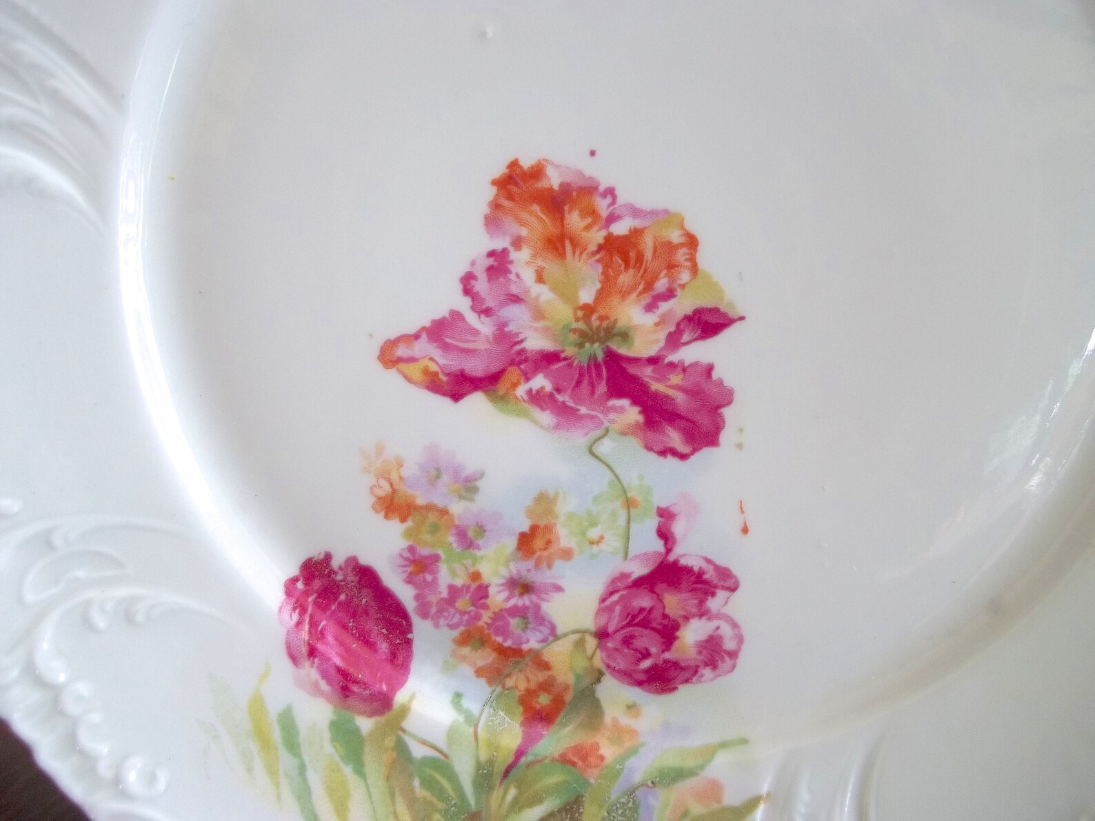 Floral Plate Vintage, Pink Floral Plate, Vintage Floral Plate, Vintage Iris, Shabby Pink Cottage